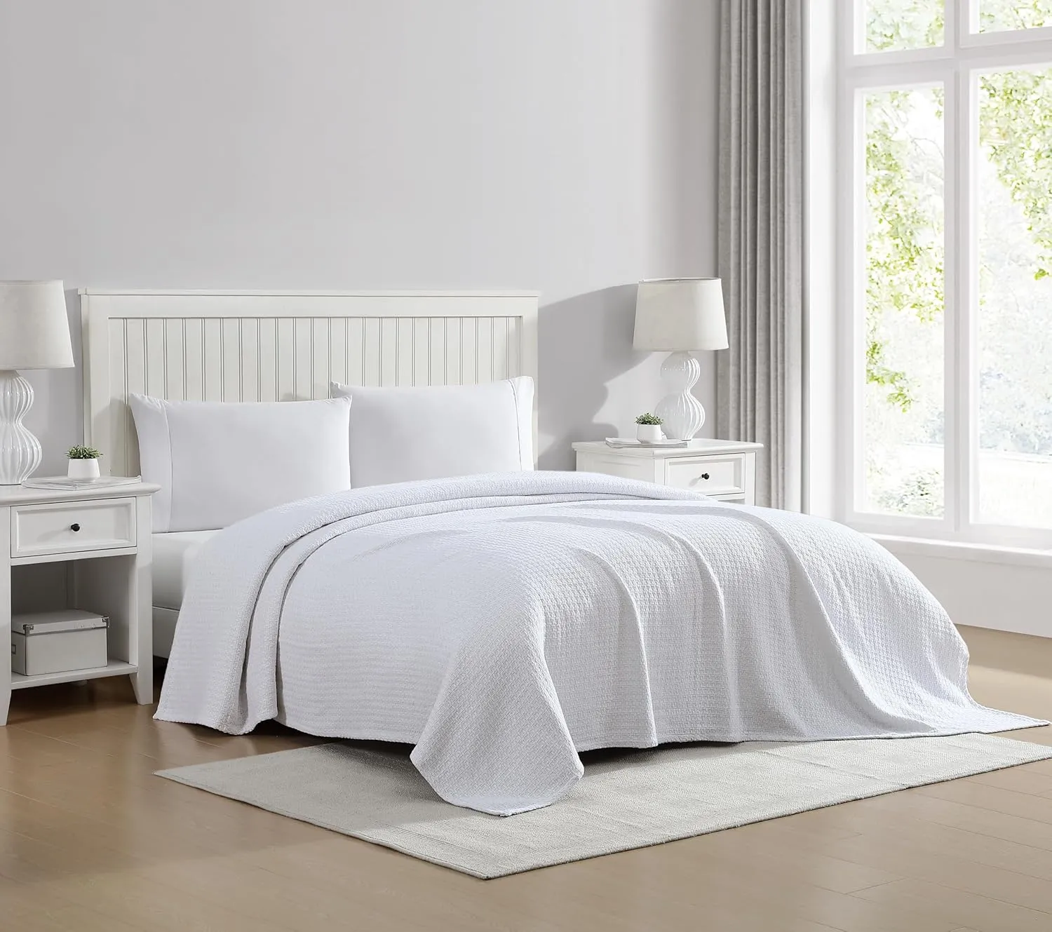 Beatrice Home Fashions Grand Hotel Lightweight All-Natural 100% Cotton Waffle Weave Blanket, Full/Queen, White