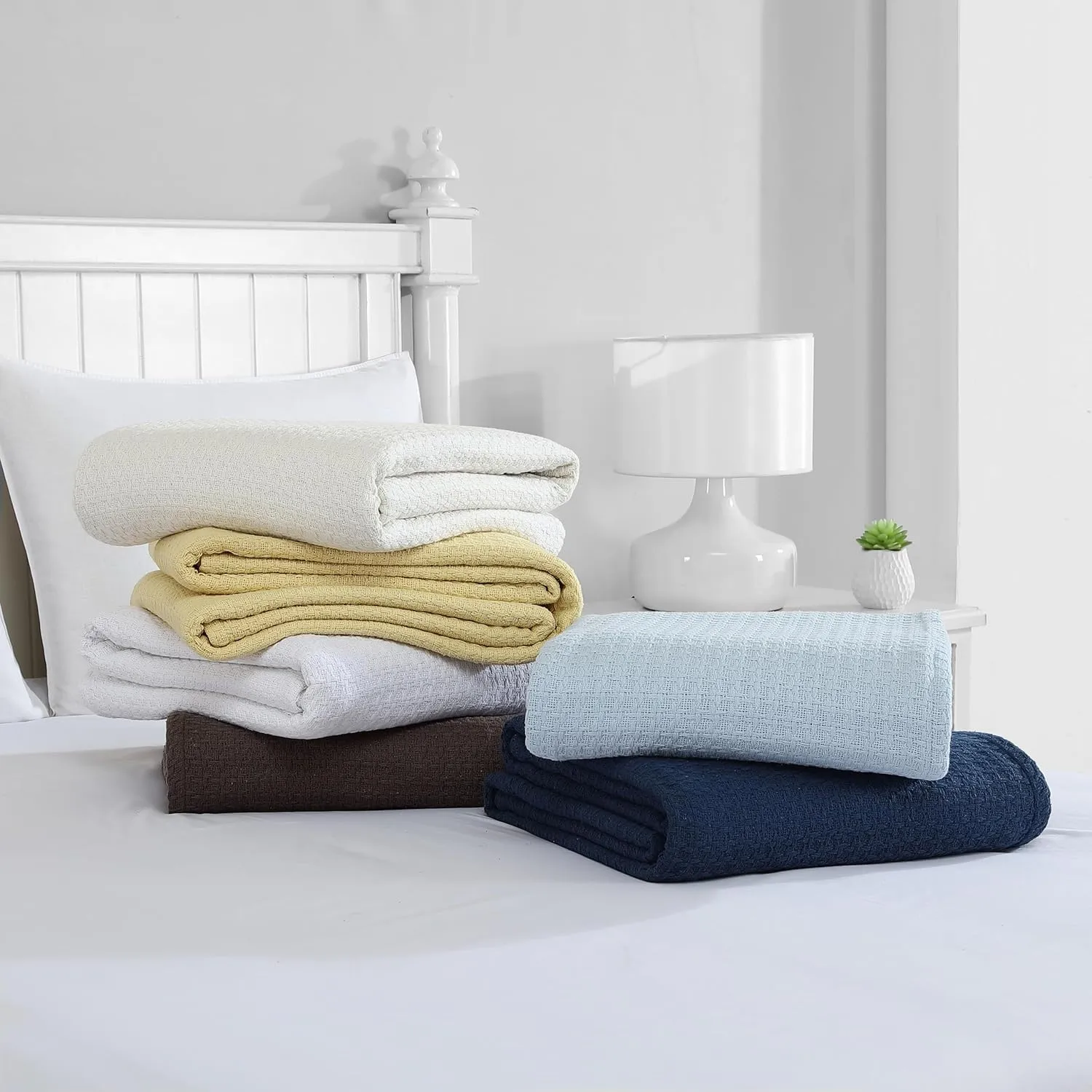 Beatrice Home Fashions Grand Hotel Lightweight All-Natural 100% Cotton Waffle Weave Blanket, Full/Queen, White