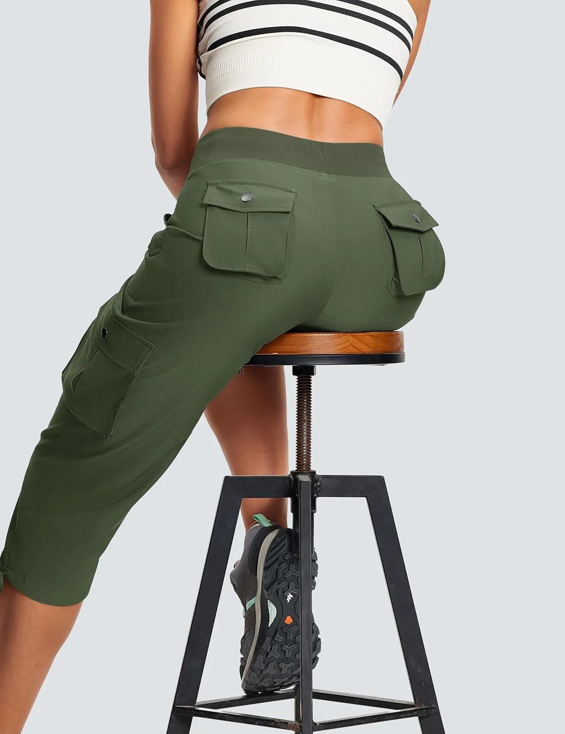 Cargo Capri Pants for Women Lightweight Quick Dry UPF 50  Summer Capris with 8 Pockets for Hiking Travel Casual