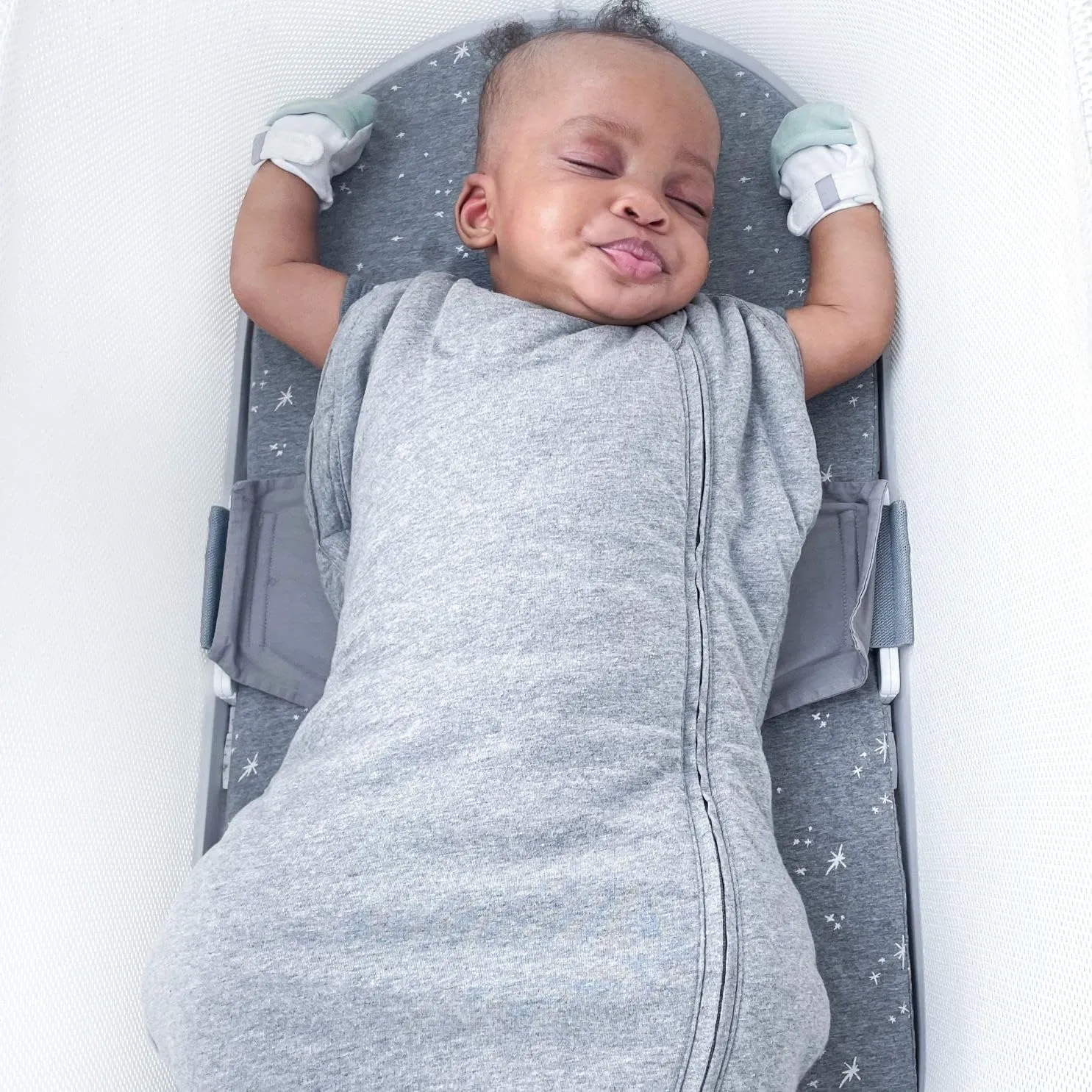 Happiest Baby SNOO Comforter Sleep Sack - Organic Cotton Swaddle Blanket - Doctor Designed Promotes Healthy Hip Development