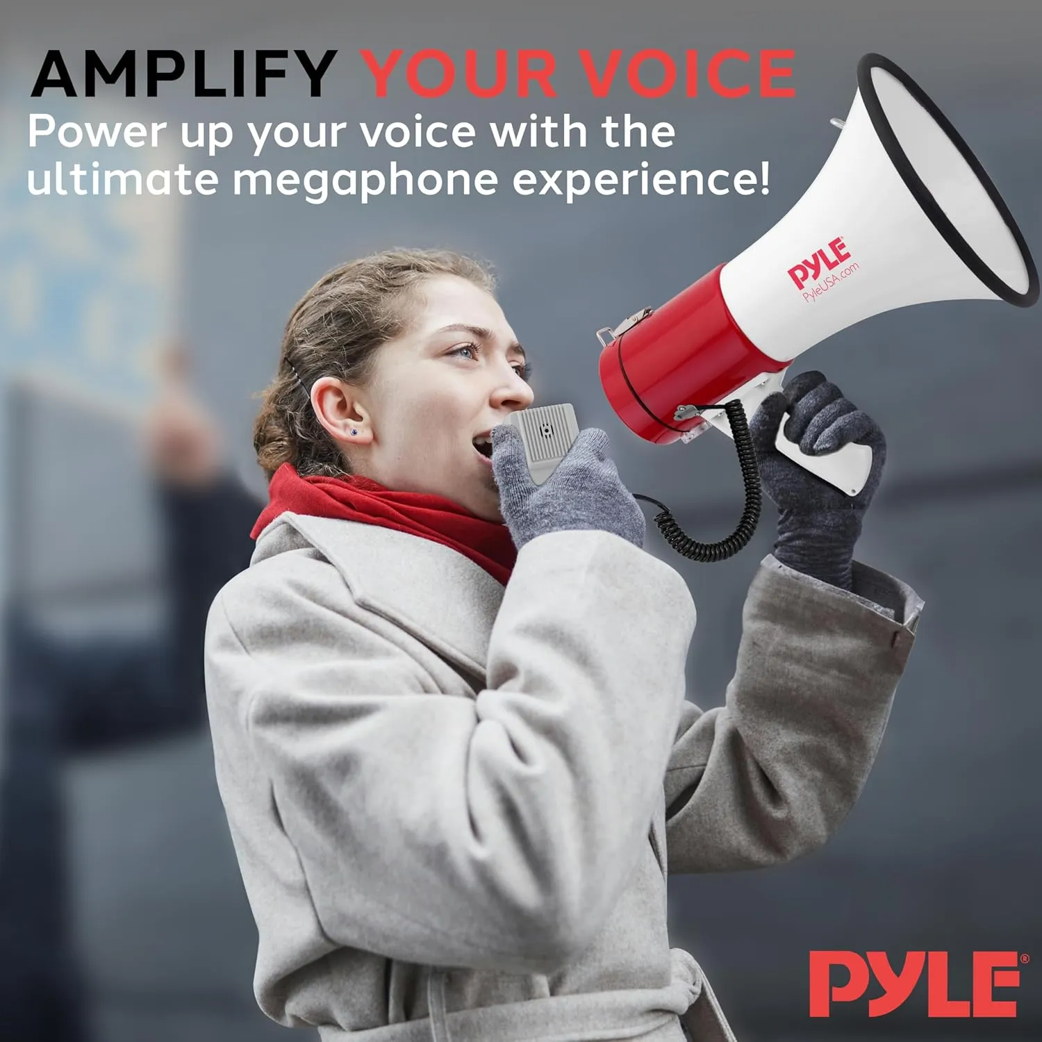 PylePyle Portable Megaphone Bullhorn Speaker - 50W, 1200 Yard Range, Built-in Siren, Adjustable Volume Control and Microphone, Perfect for Outdoor Sports, Cheerleading, Safety Drills, and More