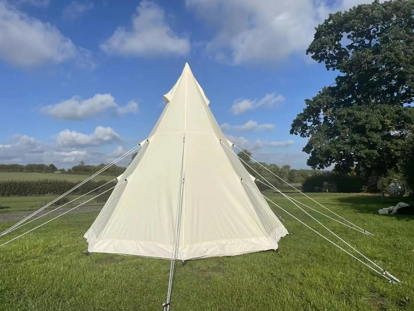 Spacious 4-Season Glamping Tent for Family Camping and Outdoor Adventures, Durable Cotton Canvas, Lightweight Aluminum Frame, 9.85ft