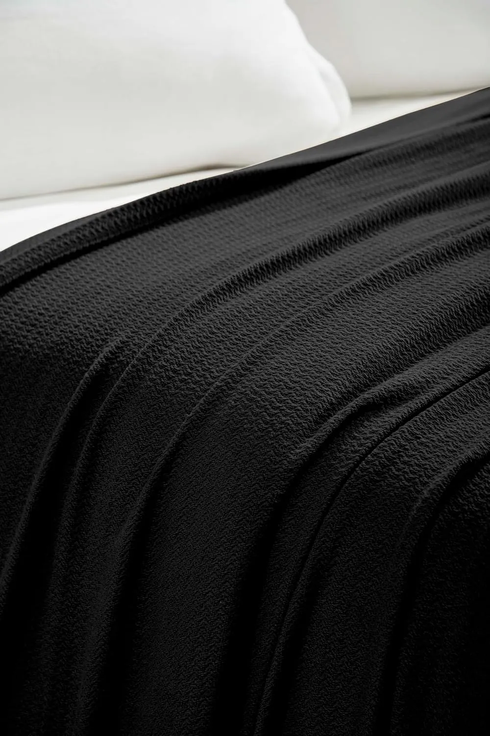 Superior Waffle Weave Cotton Blanket, for Picnic, Beach, Traveling or Camping, Comfy Blanket, Bedroom Decor, Essentials, Cover for Bed, Couch, Lounging, Honeycomb Knit, Full/Queen, Black