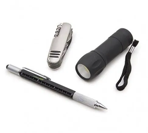 THE EXECUTIVE BOOK OF ESSENTIALS