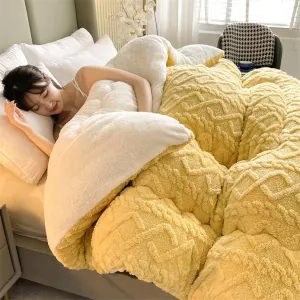 Thickened Super Soft Insulation Hibiscus Winter Quilt, Cashmere and Hibiscus Double Fabrics, Breathable Warmth Fluffy Plush Double Sided Velvet Blanket (Yellow,150 * 200cm/59.05 * 78.74in (4KG))