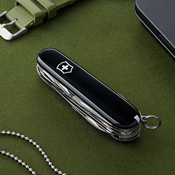 Victorinox Huntsman - Red Blistered