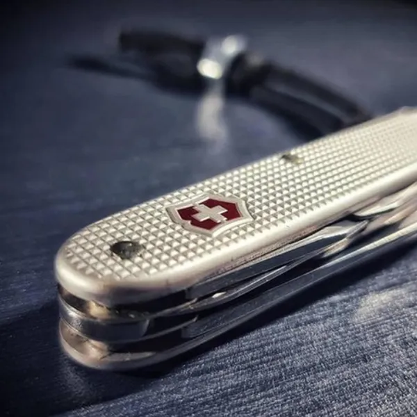 Victorinox Pioneer X Alox - Silver